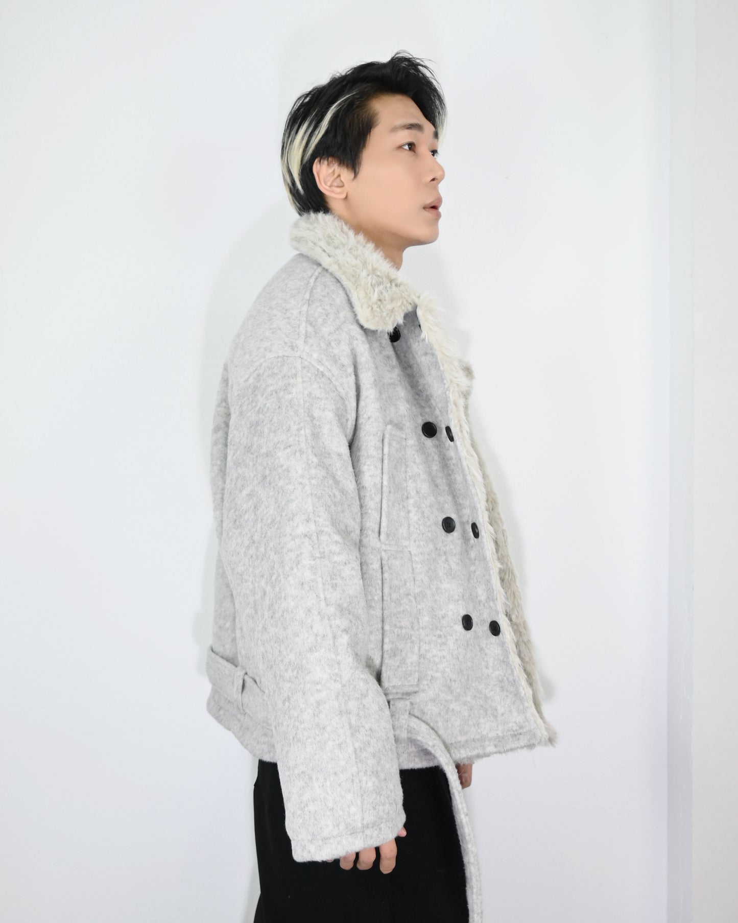 【雙排扣毛領厚外，季節冬款】253